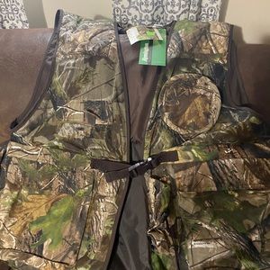 Hunting vest